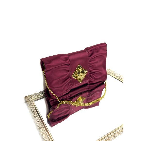 Bcbg Max Azria Silk clutch bag ,Very good condition,Burgundy, Silk, Burgendy Eve - Picture 1 of 9